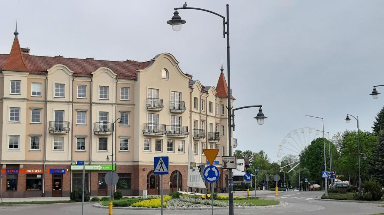 Unii Europejskiej 1 Гижицко Екстериор снимка
